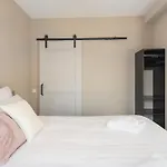 Kings Square Apartment