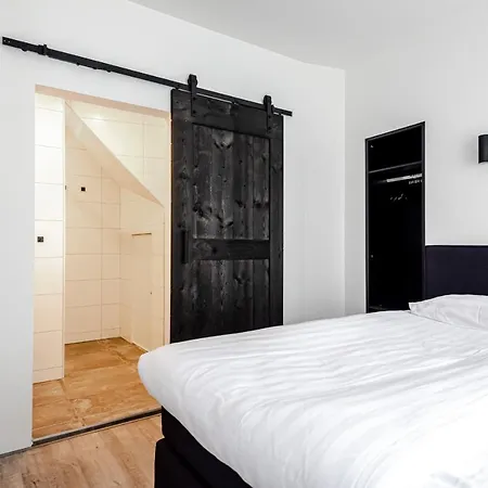 Kings Square Apartman *