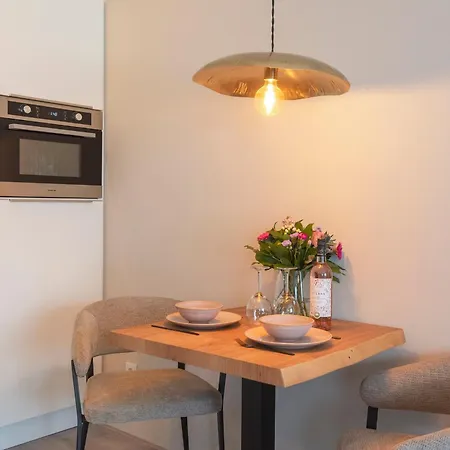 Kings Square Apartment