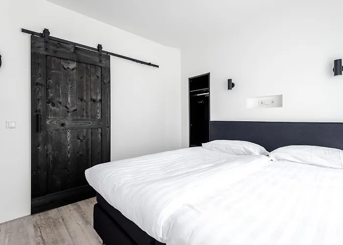 Kings Square 아파트