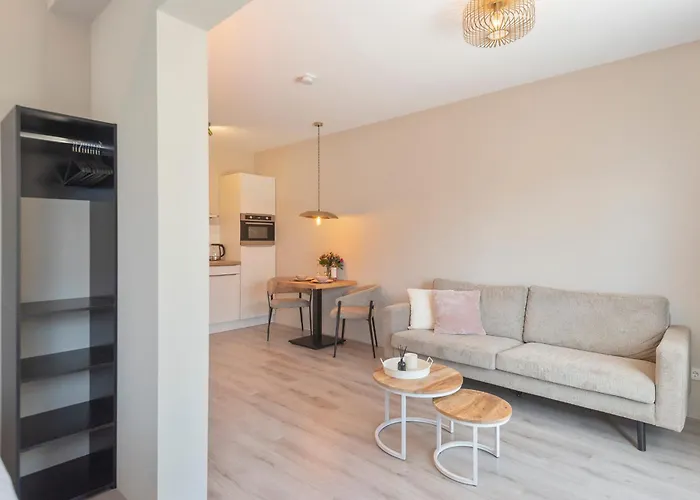 아파트 Kings Square *